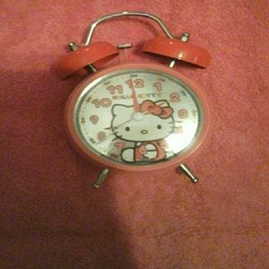Hello Kitty Clock